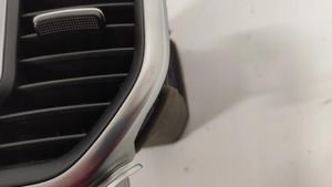 KIA Sportage Panneau de garniture console centrale 