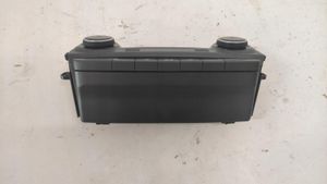 Hyundai Kona I Panel klimatyzacji 97250-J9XXX C20036-7820