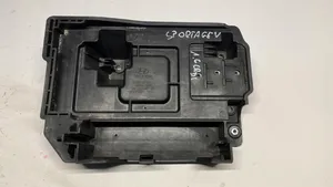 KIA Sportage Support boîte de batterie 37150-N7000