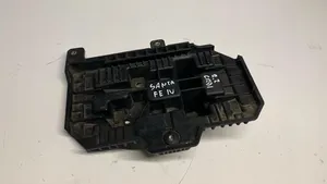 Hyundai Santa Fe Battery box tray 37150-S1100