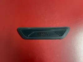 BMW X1 F48 F49 Sivuhelman takalista 7349673