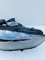 Mercedes-Benz G W461 463 Lampa przednia 8082628-04