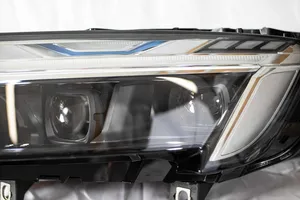 Audi SQ7 Lot de 2 lampes frontales / phare 6082512014