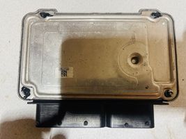 Volkswagen Jetta VI Centralina/modulo motore ECU 06G906055C