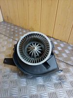 Volkswagen Polo IV 9N3 Ventola riscaldamento/ventilatore abitacolo 6Q1819015G