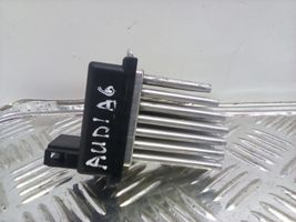 Audi A6 S6 C5 4B Lämpöpuhaltimen moottorin vastus MF246810149