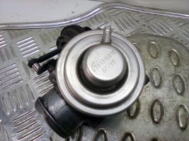 Volkswagen Bora Soupape vanne EGR 038129637