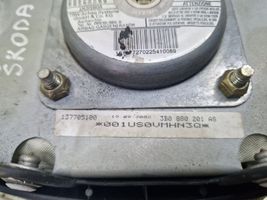Skoda Superb B5 (3U) Ohjauspyörän turvatyyny 137705100