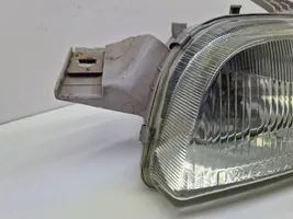 Fiat Punto (176) Lampa przednia 46481414