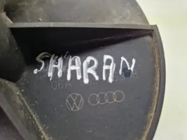 Volkswagen Sharan Antrinis oro siurblys 06A959253