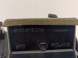 Audi A4 S4 B9 8W Kojelaudan sivutuuletussuuttimen kehys 8W0864376 osłona