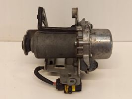 Mercedes-Benz C W204 Alipainepumppu A0004303832