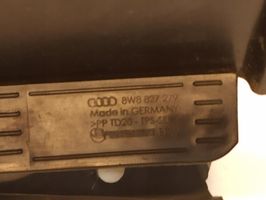 Audi A8 S8 D5 Zawias klapy tylnej bagażnika 8W8827279