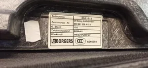 Audi Q5 SQ5 Tavarahyllyn kannen suojalista 8R0861529A