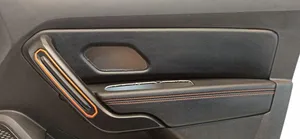 Dacia Duster II Boczki / Poszycie drzwi przednich 