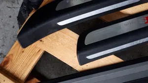 Audi Q5 SQ5 Zestaw listew progowych (wewnętrznych) 