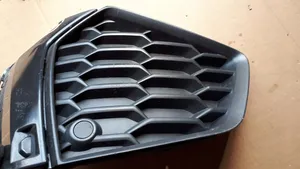 Audi A3 8Y Grille inférieure de pare-chocs avant 8Y0807681B