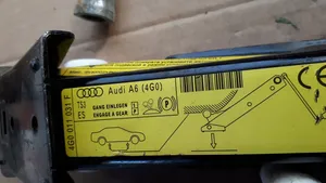 Audi A7 S7 4G Įrankių komplektas 4G0011031F