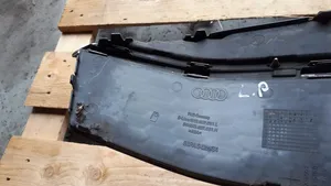 Audi A4 S4 B8 8K Etupuskurin alempi jäähdytinsäleikkö 8K0807681L