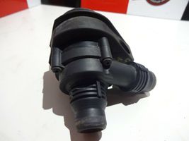 Land Rover Range Rover L322 Pompa dell’acqua 6904541