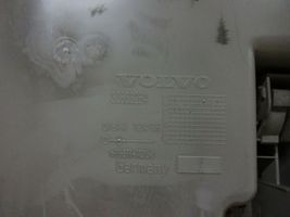 Volvo C70 Garniture de panneau carte de porte avant 30633348