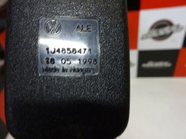 Volkswagen Golf IV Klamra przedniego pasa bezpieczeństwa 1J4858471