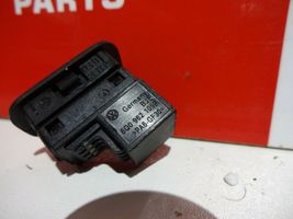 Volkswagen Tiguan Alarm switch 6Q0962109B