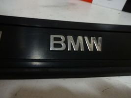 BMW 7 E65 E66 Garniture de marche-pieds avant 7051871