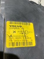 Volvo V50 Lampa przednia 30698896