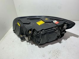 Volvo V50 Phare frontale 30698896