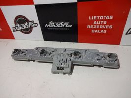 Opel Zafira B Cubierta del soporte de la lámpara de la luz trasera 21722201