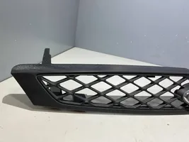 Ford Focus Grille de calandre avant 2M518200AGW