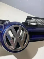 Volkswagen Golf V Rejilla superior del radiador del parachoques delantero 1K0853655