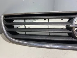 Opel Zafira A Etupuskurin ylempi jäähdytinsäleikkö 90580685