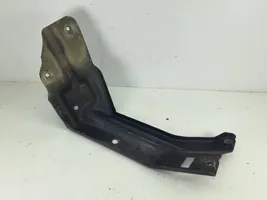 Seat Leon (1P) Supporto di montaggio del parafango 1P0821135