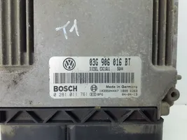 Volkswagen Touran I Moottorin ohjainlaite/moduuli 03G906016BT