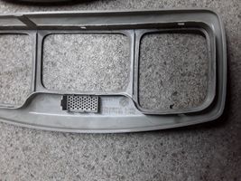 Fiat Croma Un ensemble de poignées pour le plafond 735316712