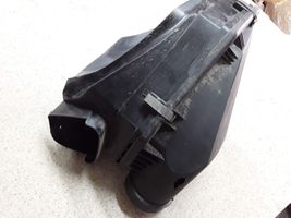 BMW 4 G22 G23 G24 G26 Oro filtro dėžė 8635100