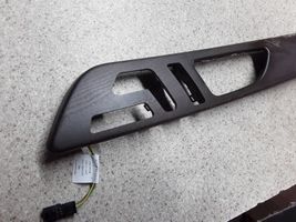 Mercedes-Benz GLE (W166 - C292) Barra di rivestimento della portiera anteriore A1667203722