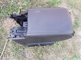 Lexus RX 450H Armlehne 5891248150