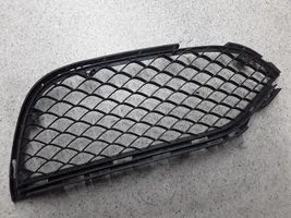 Mercedes-Benz C AMG W205 Grille inférieure de pare-chocs avant A2058852823