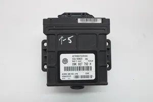 Volkswagen Transporter - Caravelle T5 Module de contrôle de boîte de vitesses ECU 09K927750H