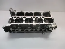 Renault Master III Engine head 