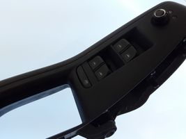 Audi Q5 SQ5 Front door window switch trim 