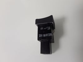 Audi Q3 8U Przycisk / Włącznik ESP 