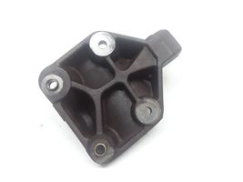 Volvo S60 Staffa del cuscinetto di supporto dell’albero di trasmissione 30787842