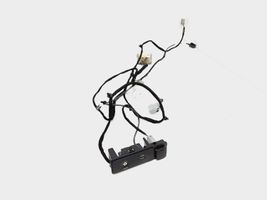 Ford Fusion II USB-pistokeliitin DS73F043B04