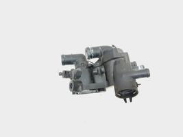 Volkswagen Golf IV Boîtier de thermostat / thermostat 032121111