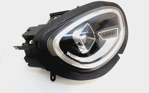 Mini Cooper Countryman F60 Lampa przednia 9881594