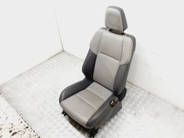 Toyota RAV 4 (XA40) Front passenger seat 